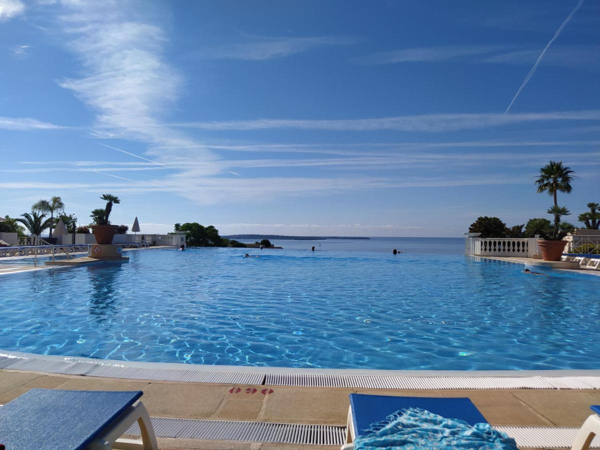 Cannes & More Exterior photo